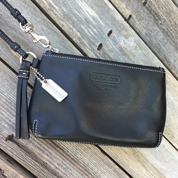 Coach Vintage Y2K Legacy Wristlet Leather Black - Picture 6 of 16